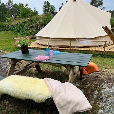 Готель Hommen Gard Glamping Рісер Екстер'єр фото