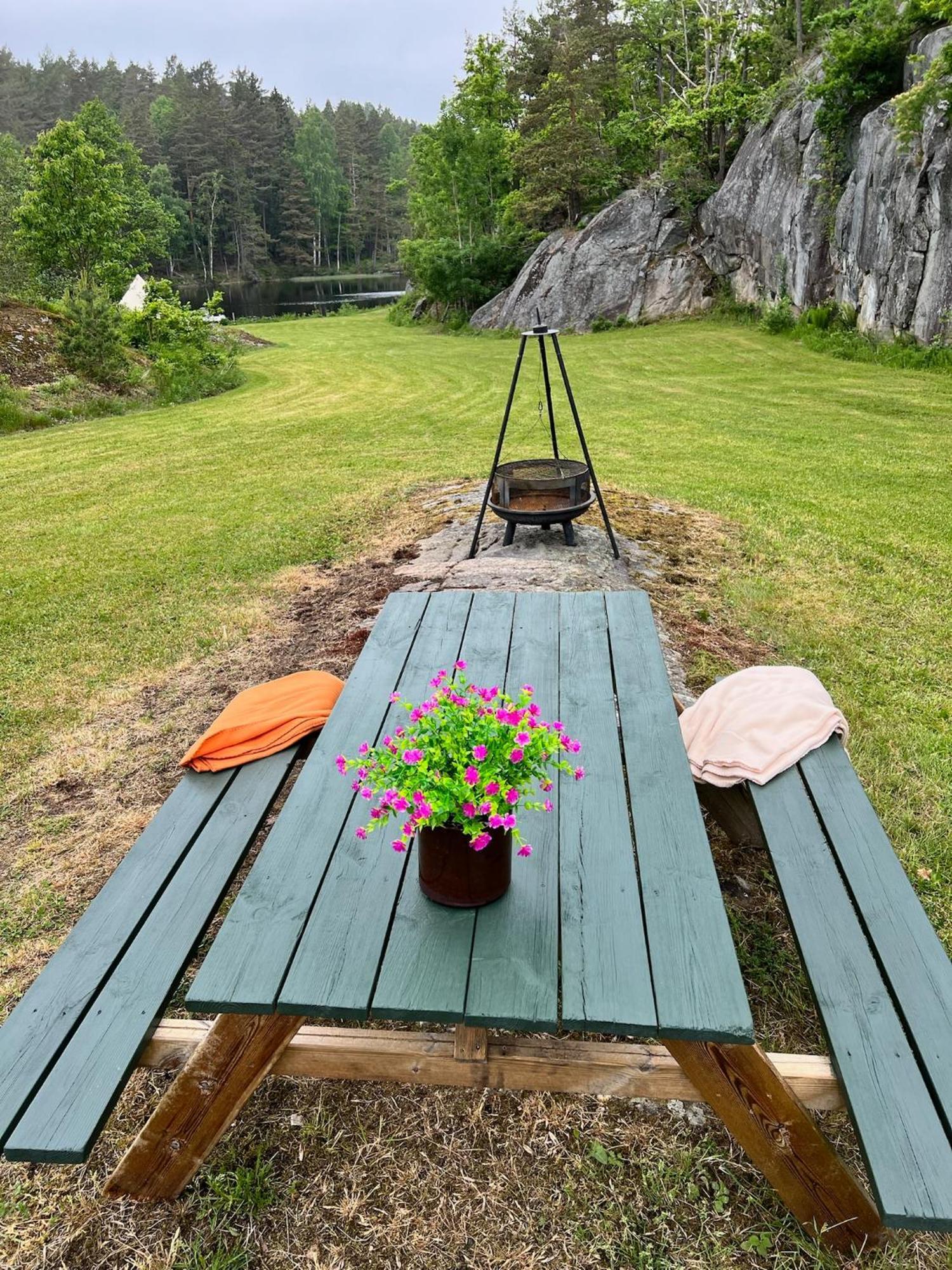 Готель Hommen Gard Glamping Рісер Екстер'єр фото