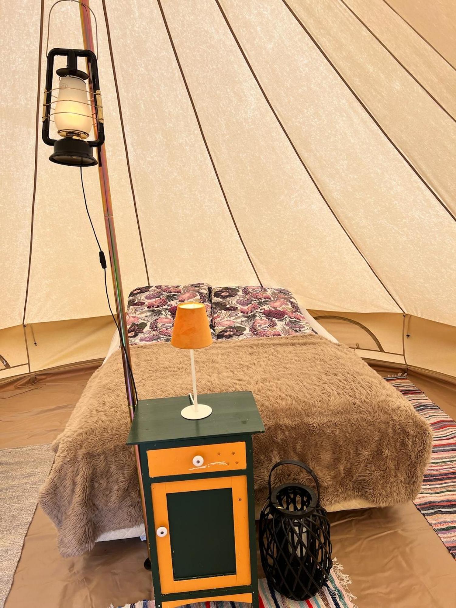 Готель Hommen Gard Glamping Рісер Екстер'єр фото
